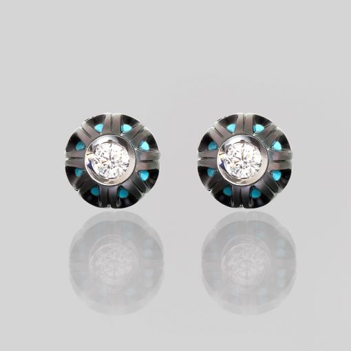 Galatea Pearl Earrings With Tear-Drop Carving
